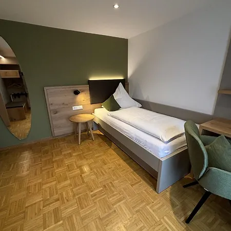 Mini-hôtel Landgasthaus Zur Linde