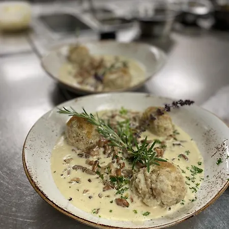 Landgasthaus Zur Linde, Neusatz *